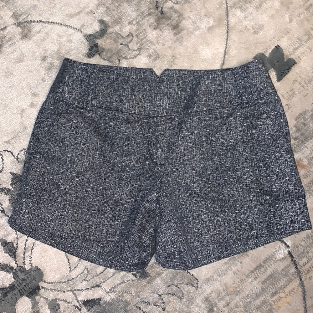 EXPRESS black & white shorts 4